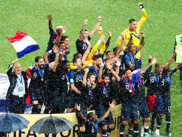 更是满载话 更是满载话