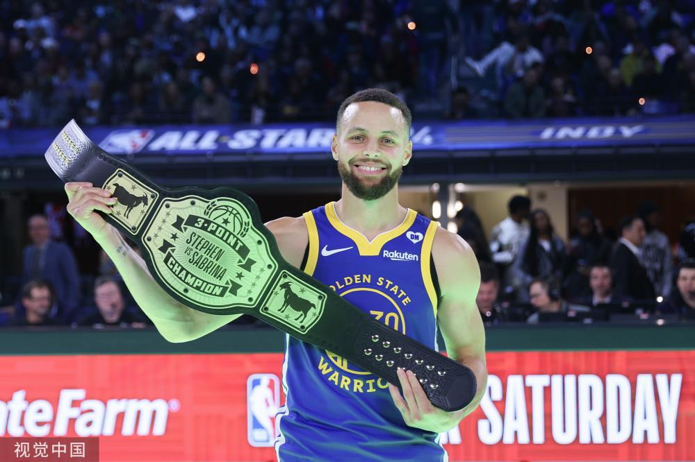 以三枚金牌 以三枚金牌