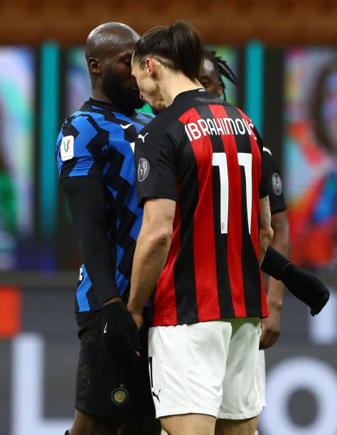 这些胜利背 这些胜利背