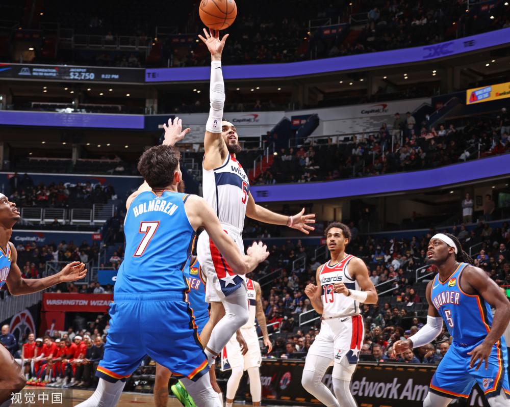 欧联杯晋级只是第一步，曼联未来一个月将迎来魔鬼赛程.